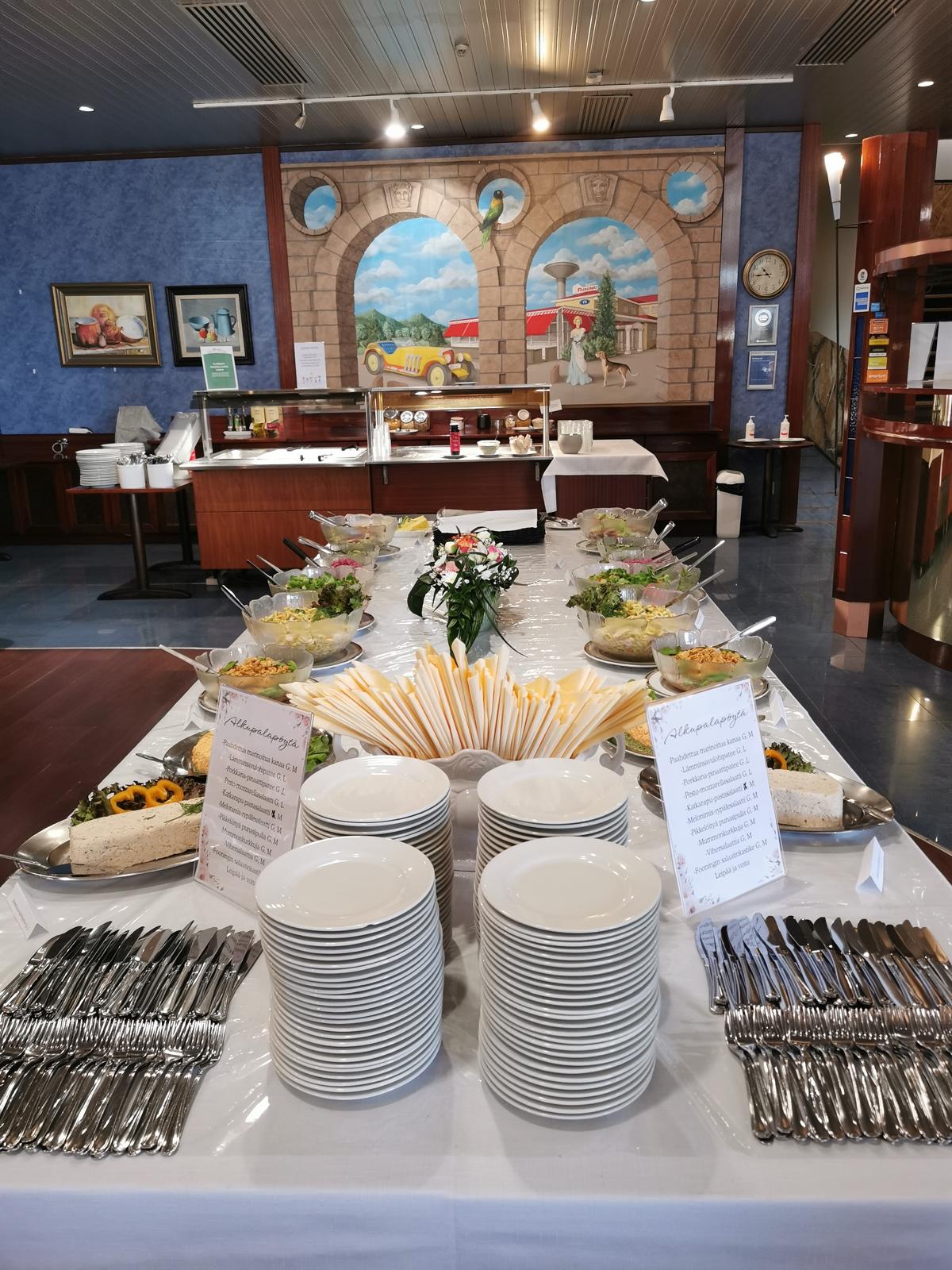 Fooninki äitienpäivälounas 2026